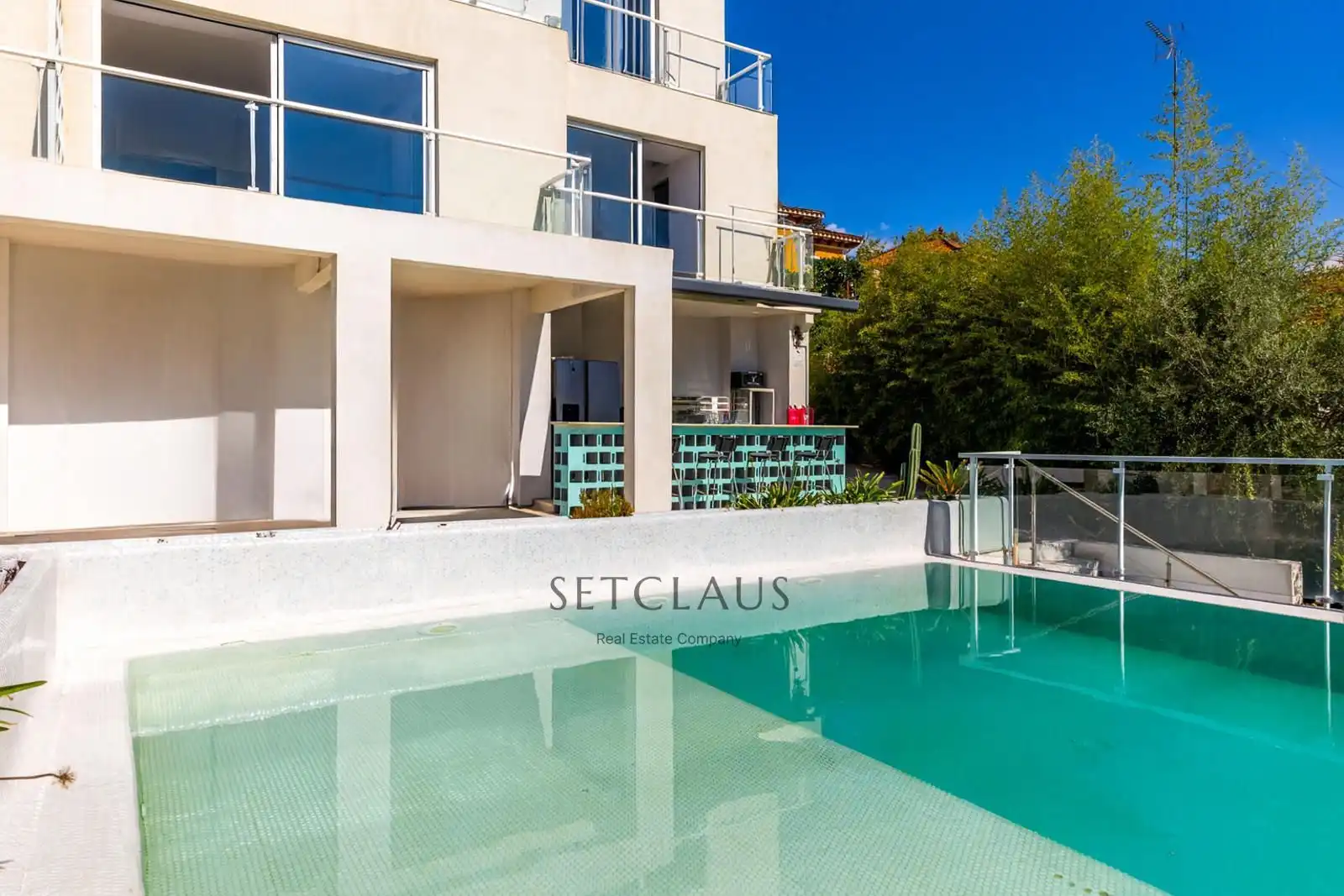 Houses for sale in Centre