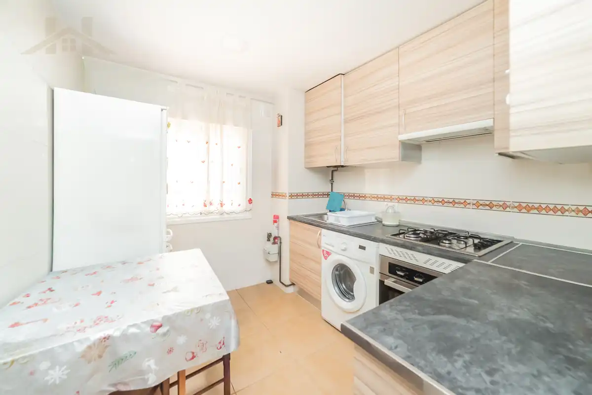 Kitchen of Flat for sale in Pinto  with Heating