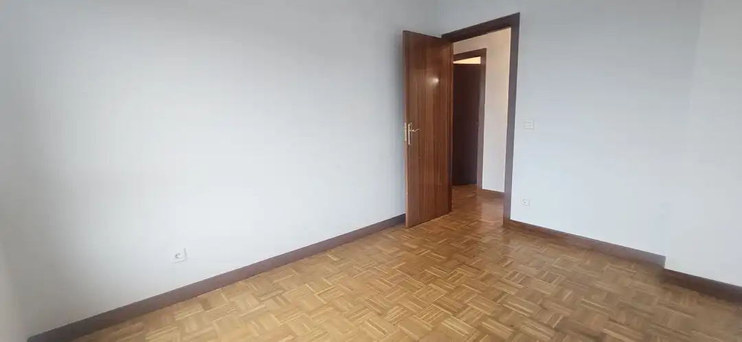 Schlafzimmer von Wohnung zum Verkauf in Bilbao  mit Heizung, Abstellraum und Alarm