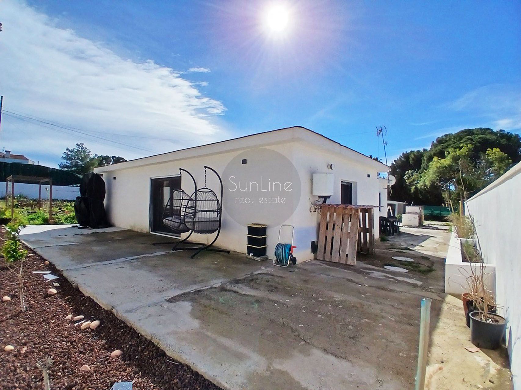 Vista exterior de Casa o xalet en venda en San Antonio de Benagéber amb Aire condicionat i Terrassa