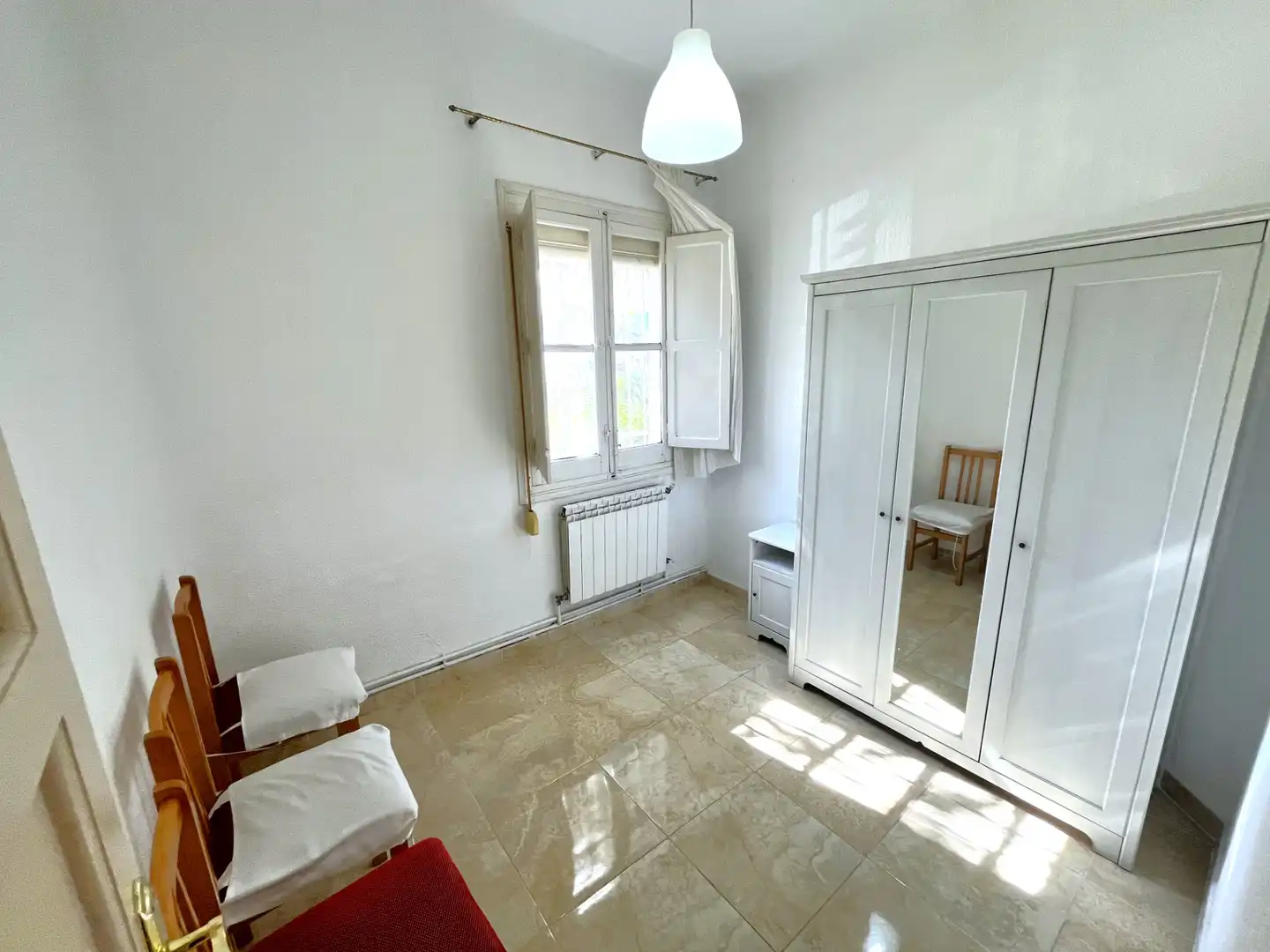 Habitación de Piso en venta en Madrid con Calefacción, Amueblado y Alarma