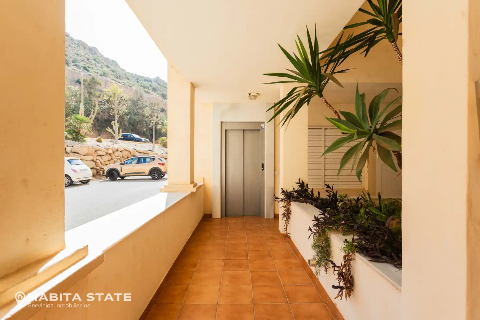 Vista exterior de Apartamento en venta en El Ejido con Terraza, Amueblado y Horno