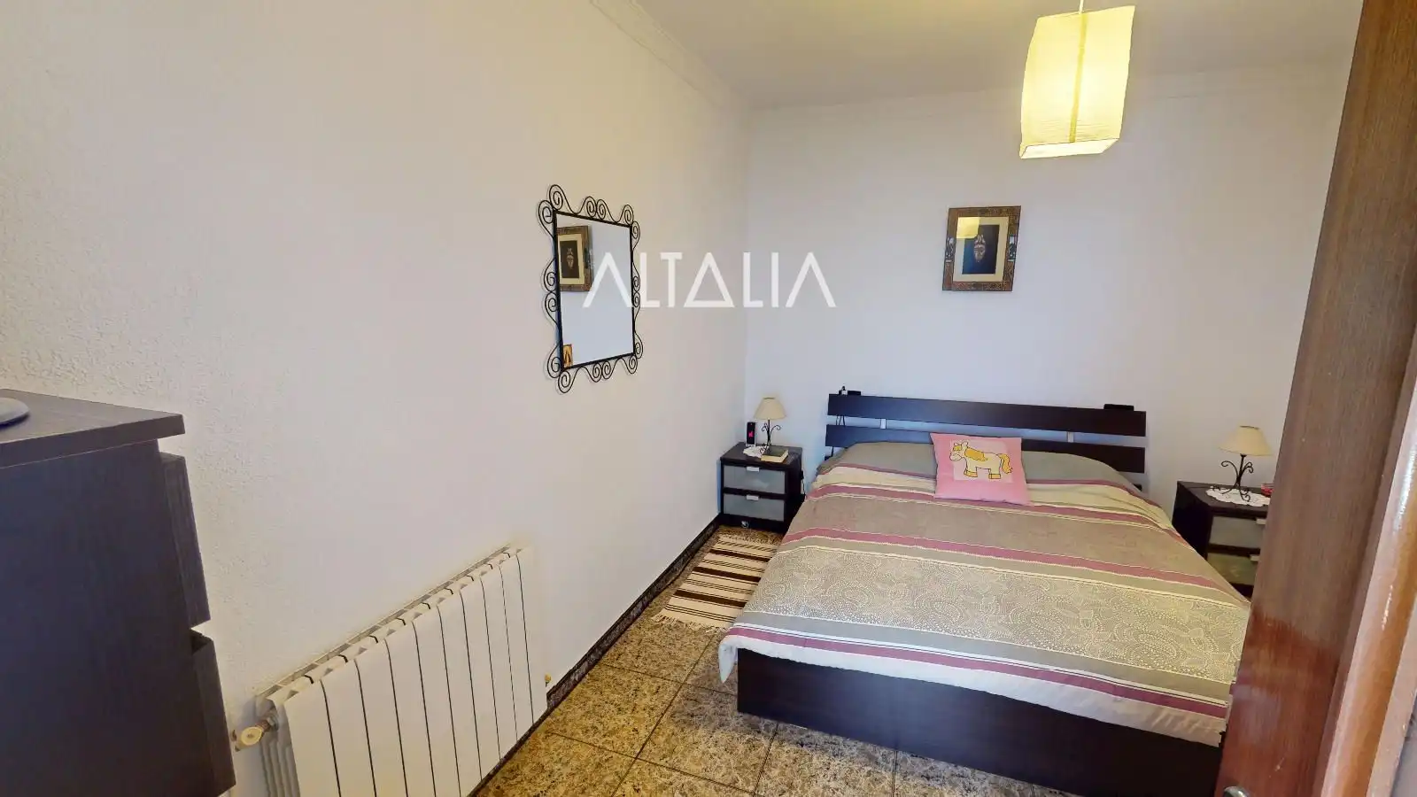 Bedroom of Houses for sale in Pinarejo  with Air Conditioner, Heating and Furnished