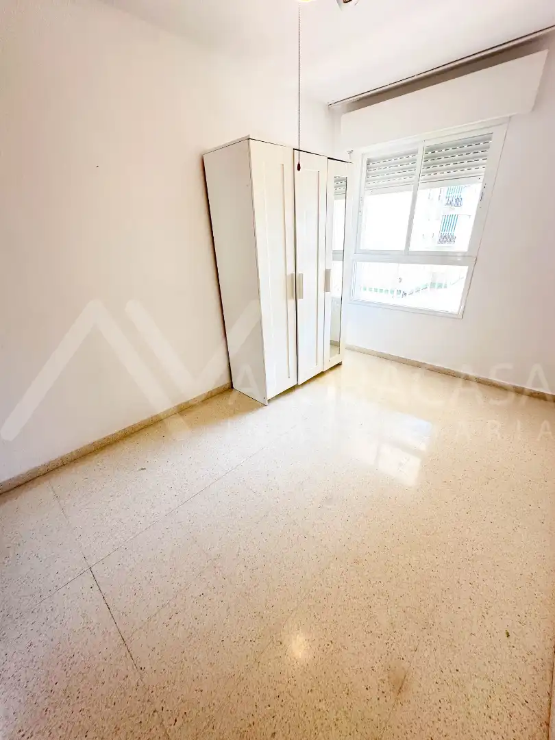 Bedroom of Flat for sale in Málaga  with Air Conditioner and Terrace
