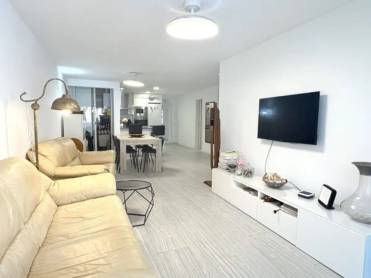 Living room of Ground floor for sale in Vilanova i la Geltrú  with Heating, Terrace and Oven