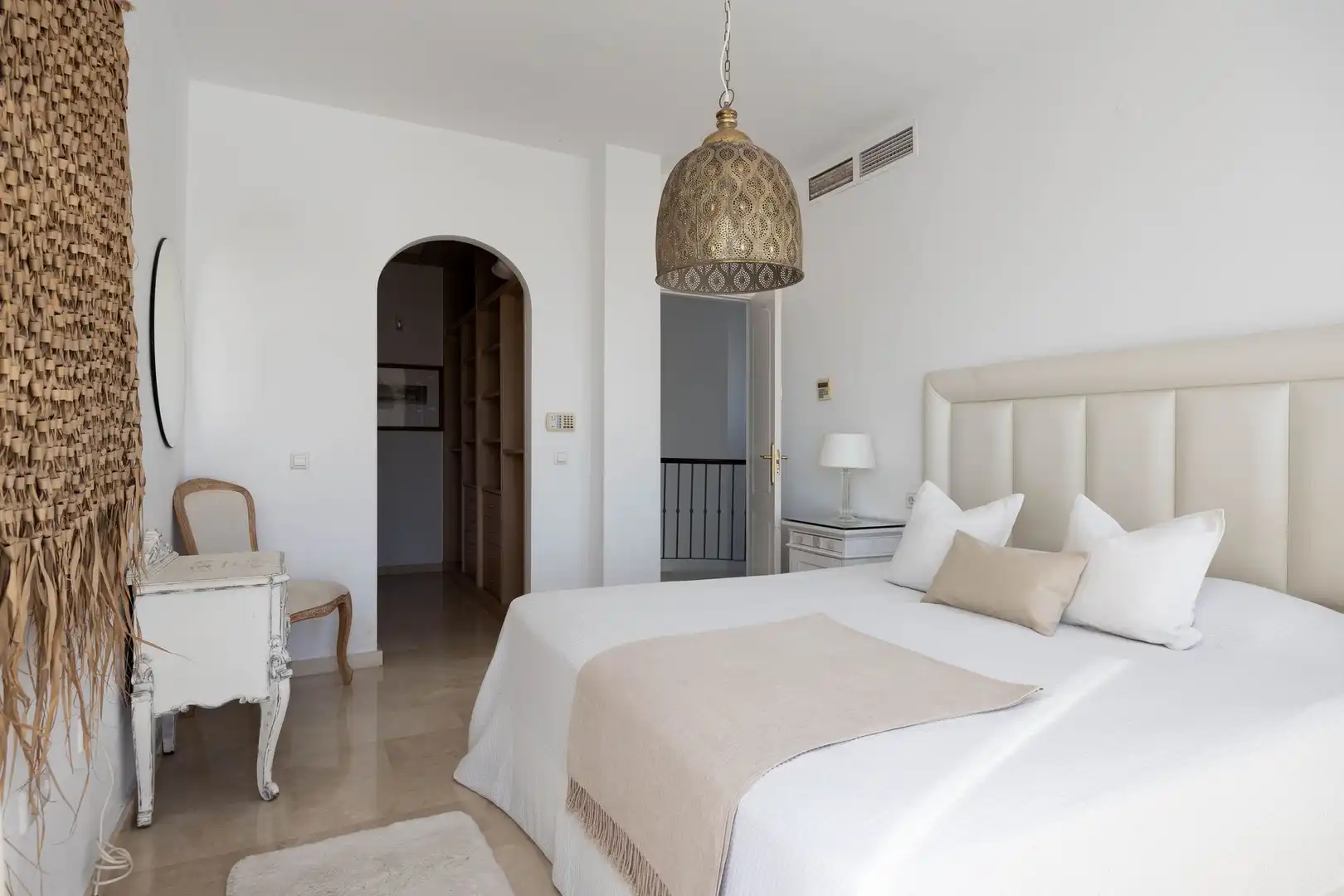 House with terrace for sale in Hipódromo - Cerrado del Águila, imagen 22