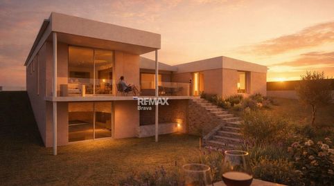 Llac del Cigne, Caldes de Malavella  Exclusivo chalet de obra nueva con diseño contemporáneo y acabados personalizables