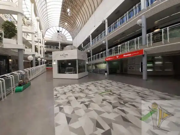 Local comercial en venta en CL COMUNIDAD DE MADRID C.COMERCIAL BURGOCENTRO, imagen 2