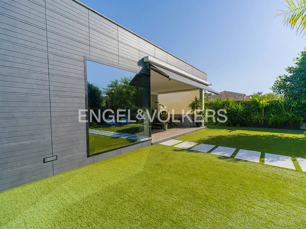 Terraza de Casa o chalet en venta en Elche / Elx con Aire acondicionado, Calefacción y Jardín privado