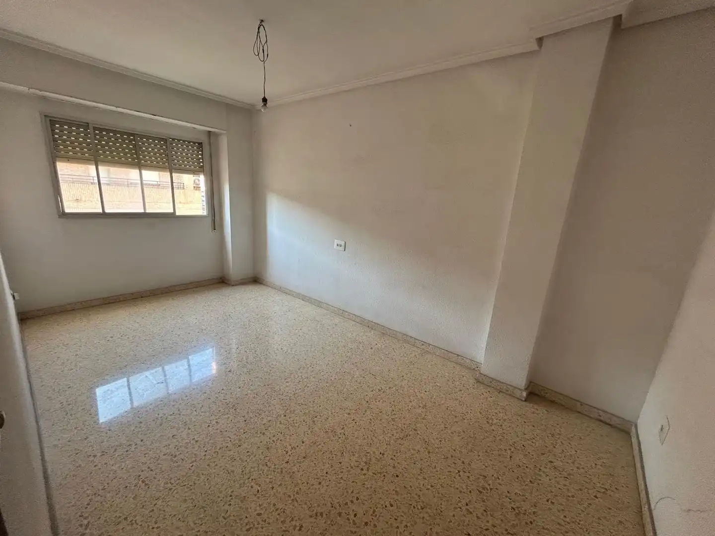 Habitación de Piso en venta en Valencia con Balcón