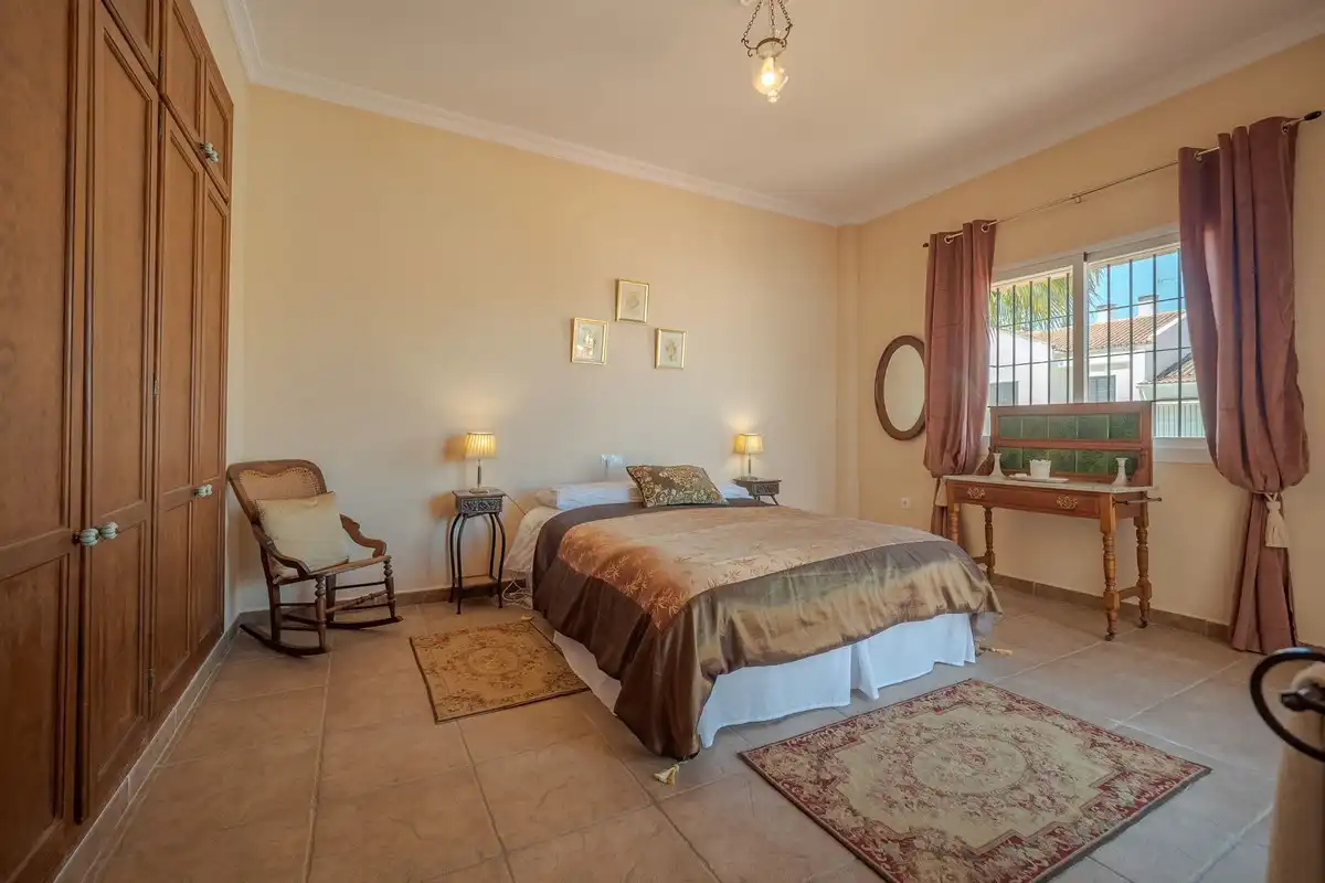 Habitación de Casa o chalet en venta en Alhaurín El Grande con Aire acondicionado, Calefacción y Jardín privado