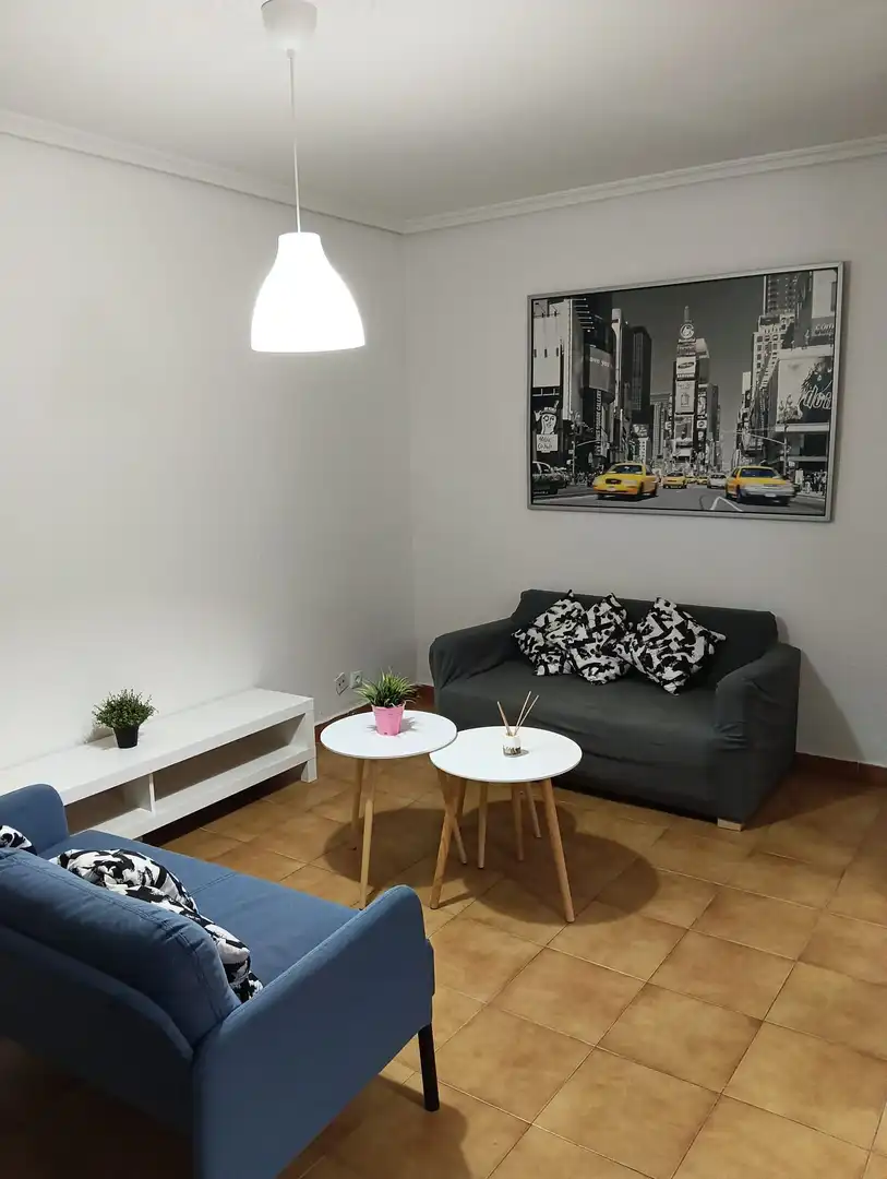 Sala de estar de Piso para compartir en Ávila con Calefacción, Terraza y Amueblado