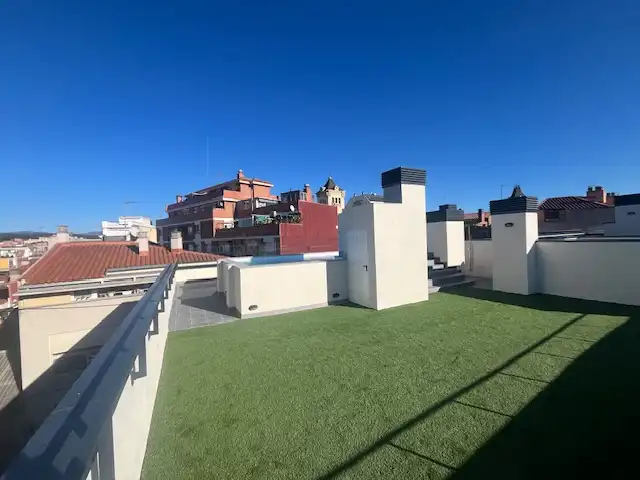 Planta baixa de lloguer a Carrer de Sant Pere, 81, Centre