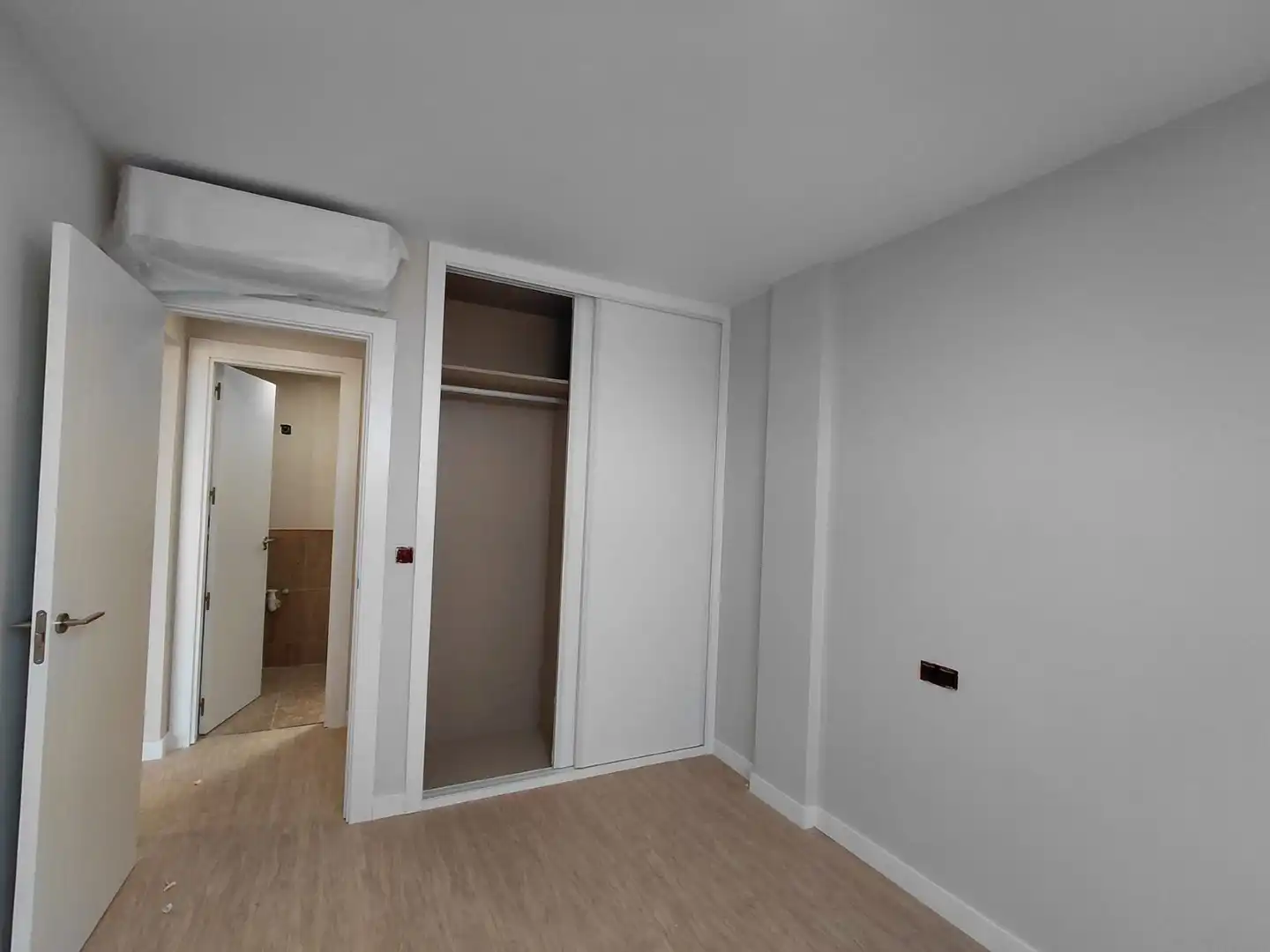 Dormitori de Àtic en venda en Ribeira amb Aire condicionat, Parquet i Terrassa