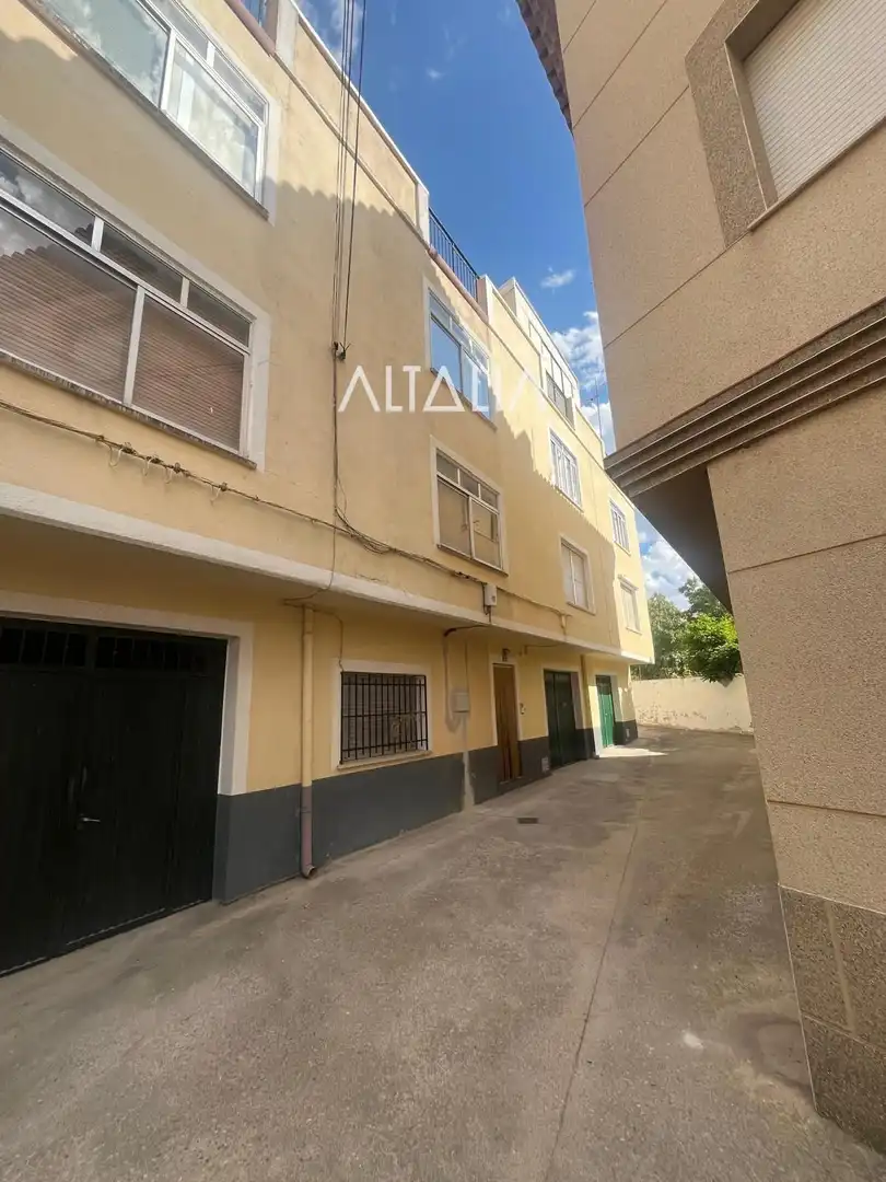 Vista exterior de Piso en venta en Carboneras de Guadazaón con Terraza y Trastero