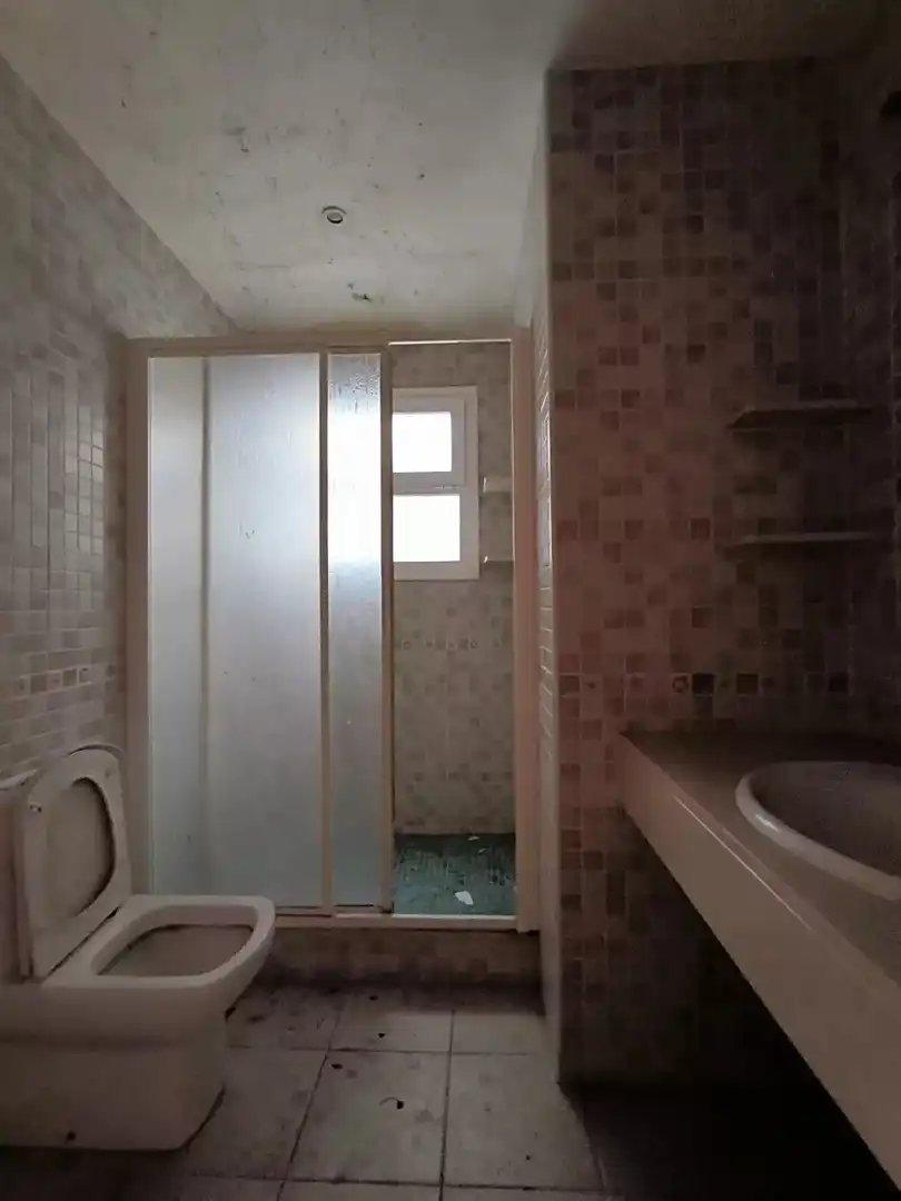 Bathroom of Flat for sale in Hostalric, Girona