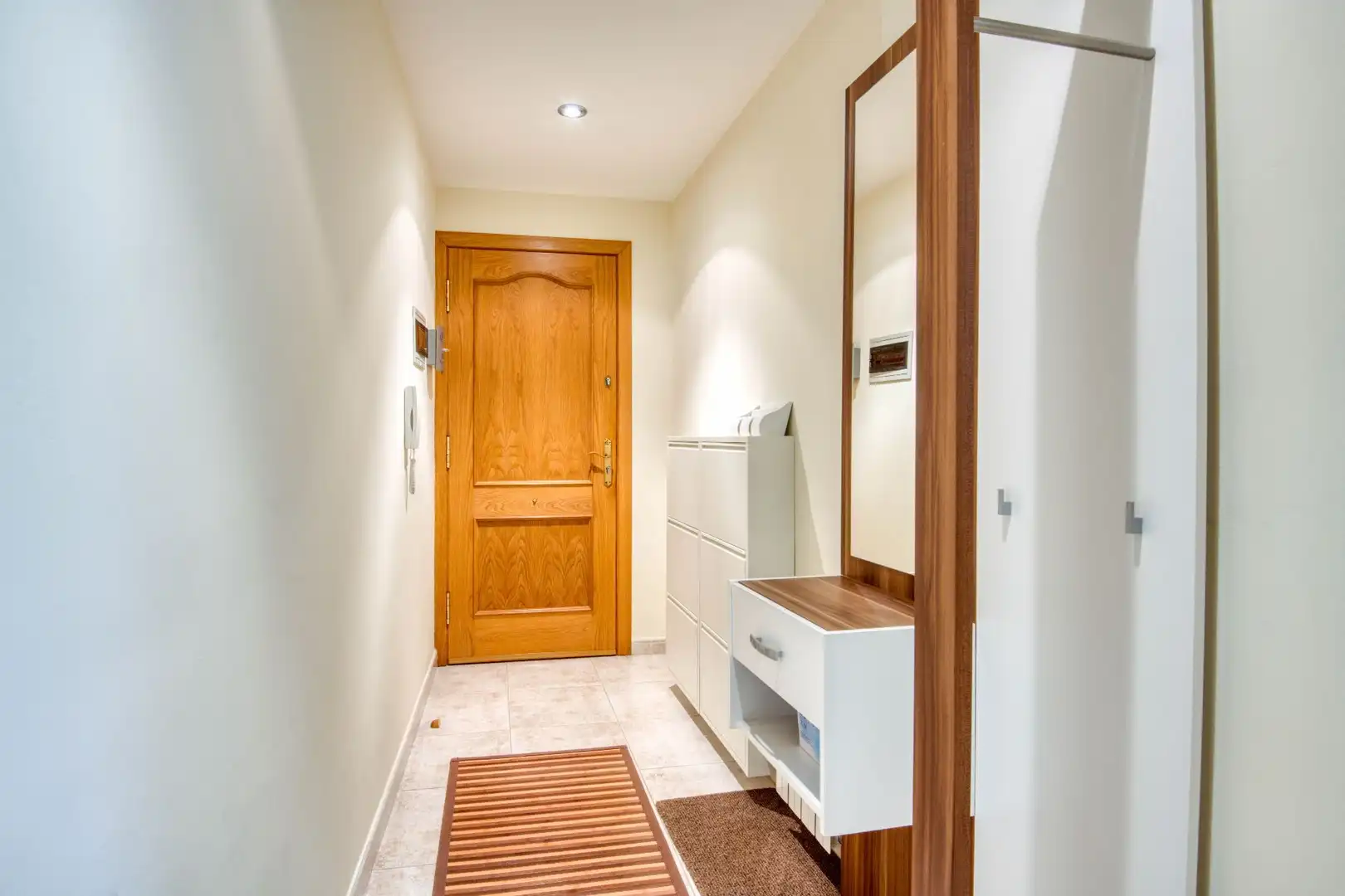 Piso en venta en Santa Cristina d'Aro con Calefacción, Terraza y Trastero