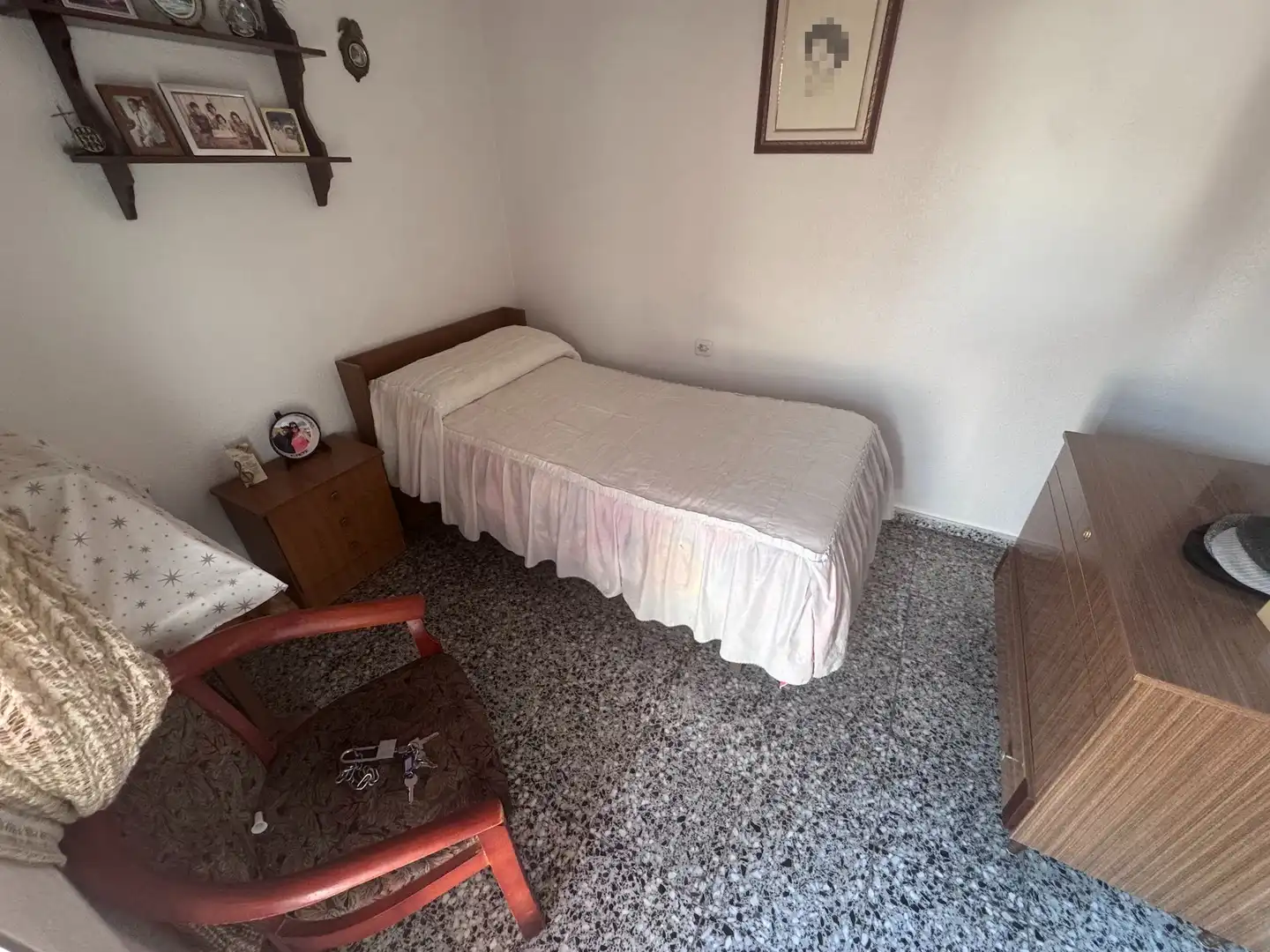 Dormitori de Casa adosada en venda en Villena amb Aire condicionat, Terrassa i Balcó