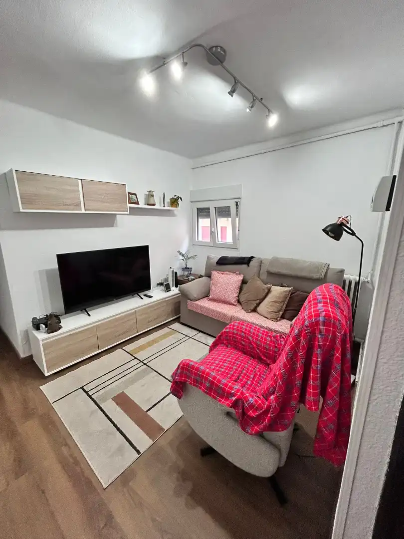 Sala de estar de Piso en venta en San Leonardo de Yagüe con Calefacción, Amueblado y Lavadora