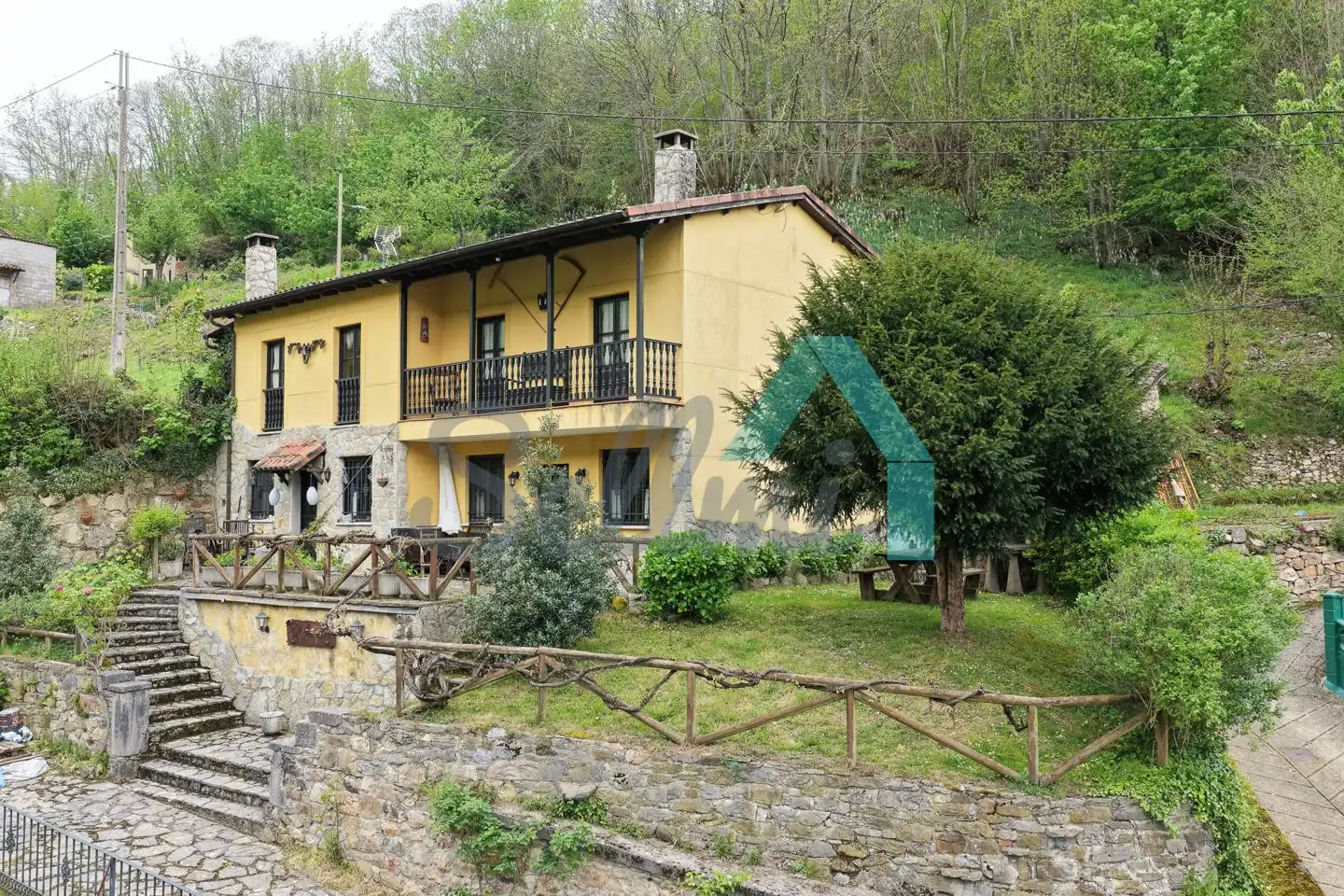 Exterior view of Houses for sale in Quirós  with Heating, Private garden and Terrace