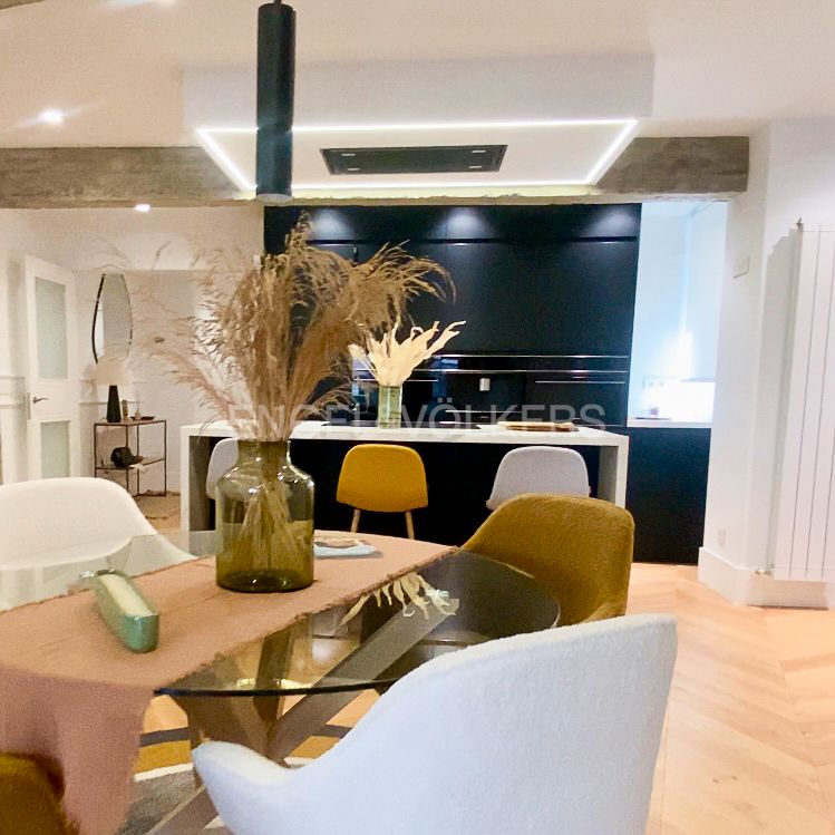 Menjador de Apartament de lloguer en  Madrid Capital amb Aire condicionat, Calefacció i Parquet