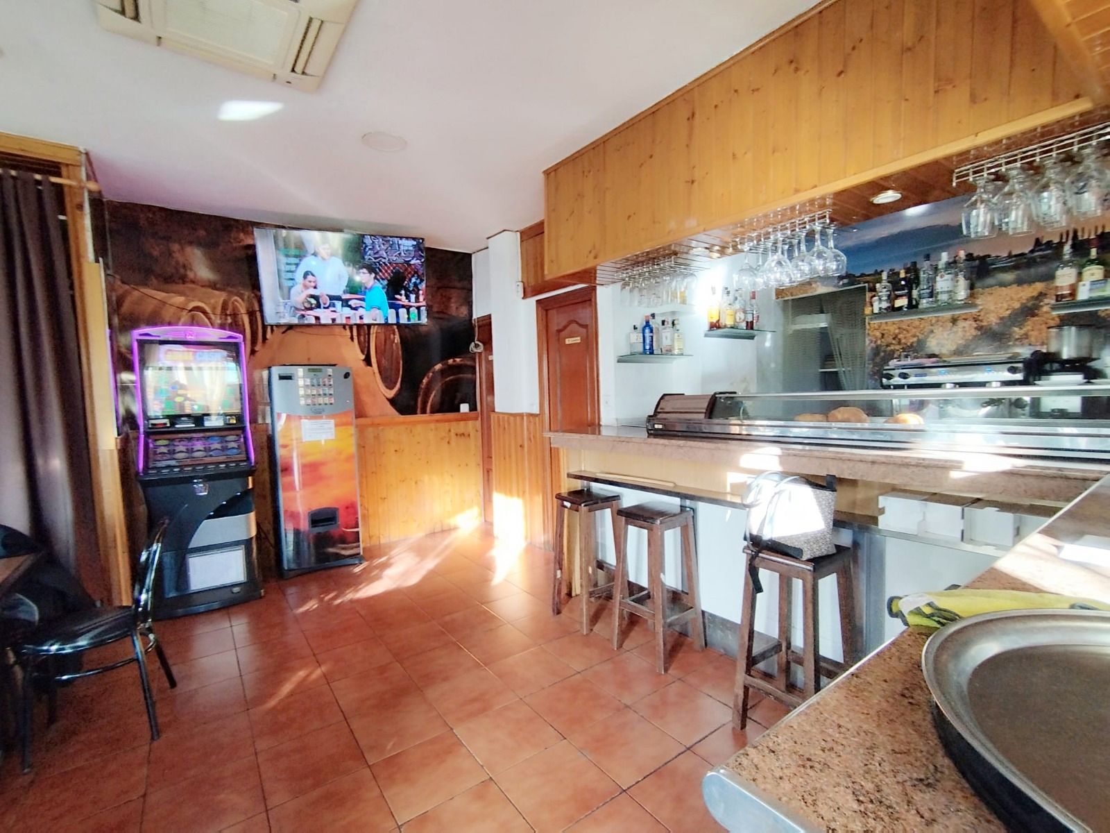 Premises for sale in Torrejón de Ardoz  with Air Conditioner, Heating and Terrace