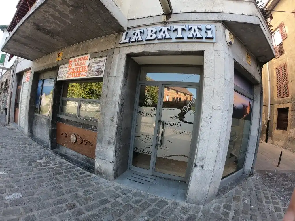 Local en venta en Deba