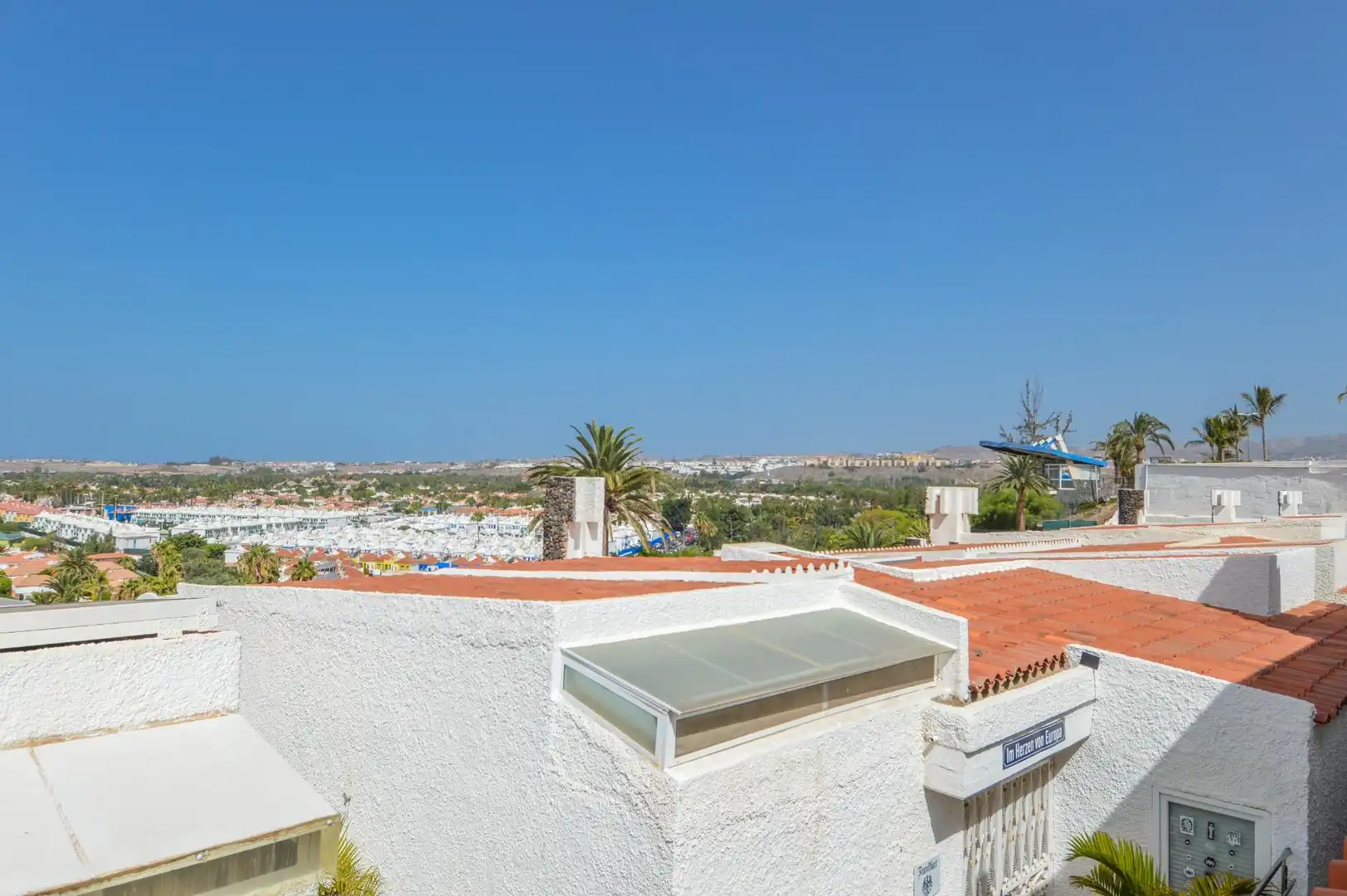 Exterior view of Houses for sale in San Bartolomé de Tirajana  with Air Conditioner and Terrace