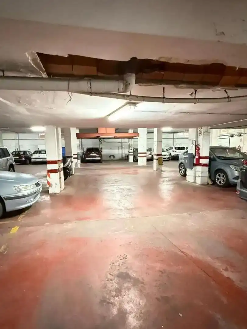 Aparcament de Garatge en venda en Huelva