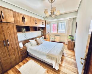 Bedroom of Flat for sale in Bilbao   with Heating, Terrace and Balcony