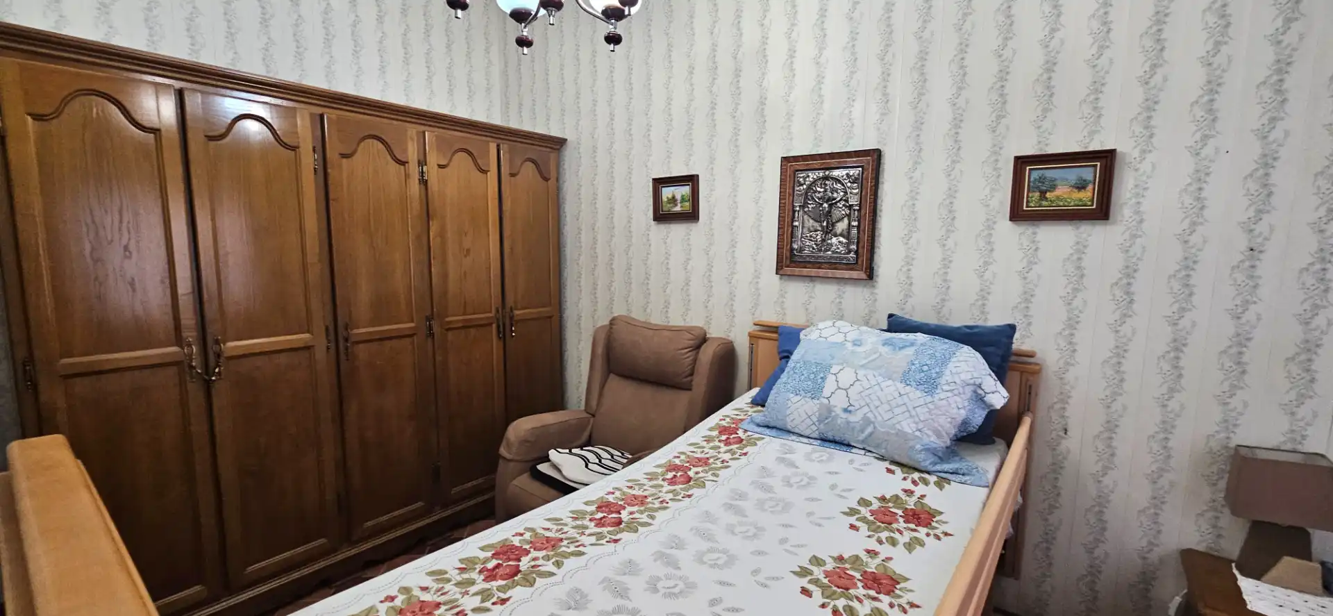 Dormitori de Casa adosada en venda en Narón amb Moblat