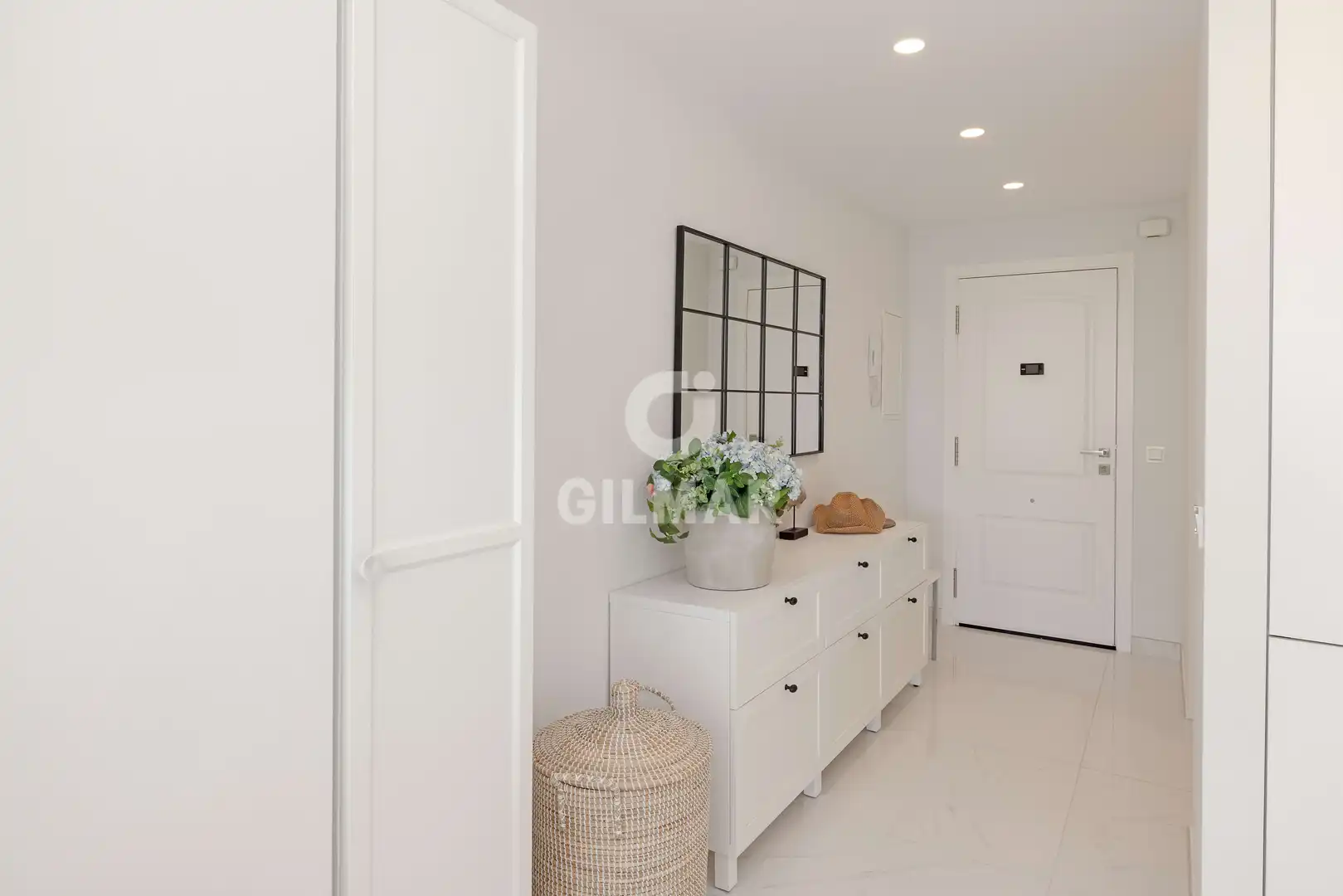 Apartament en venda en Marbella amb Calefacció, Jardí privat i Traster
