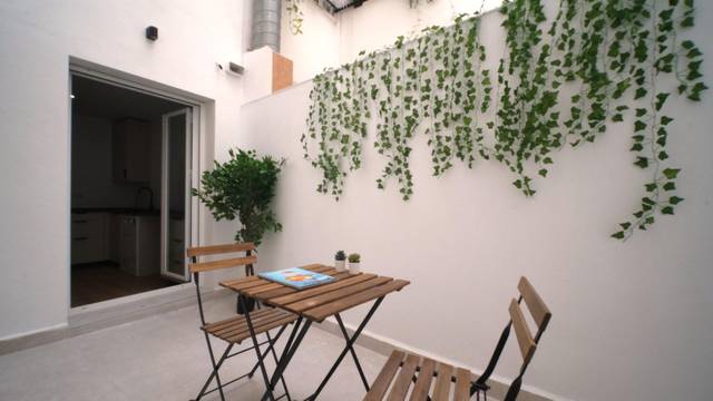 Piso en Venta en Plaza del Arzobispo Romero Menjíbar en Fátima - Levante