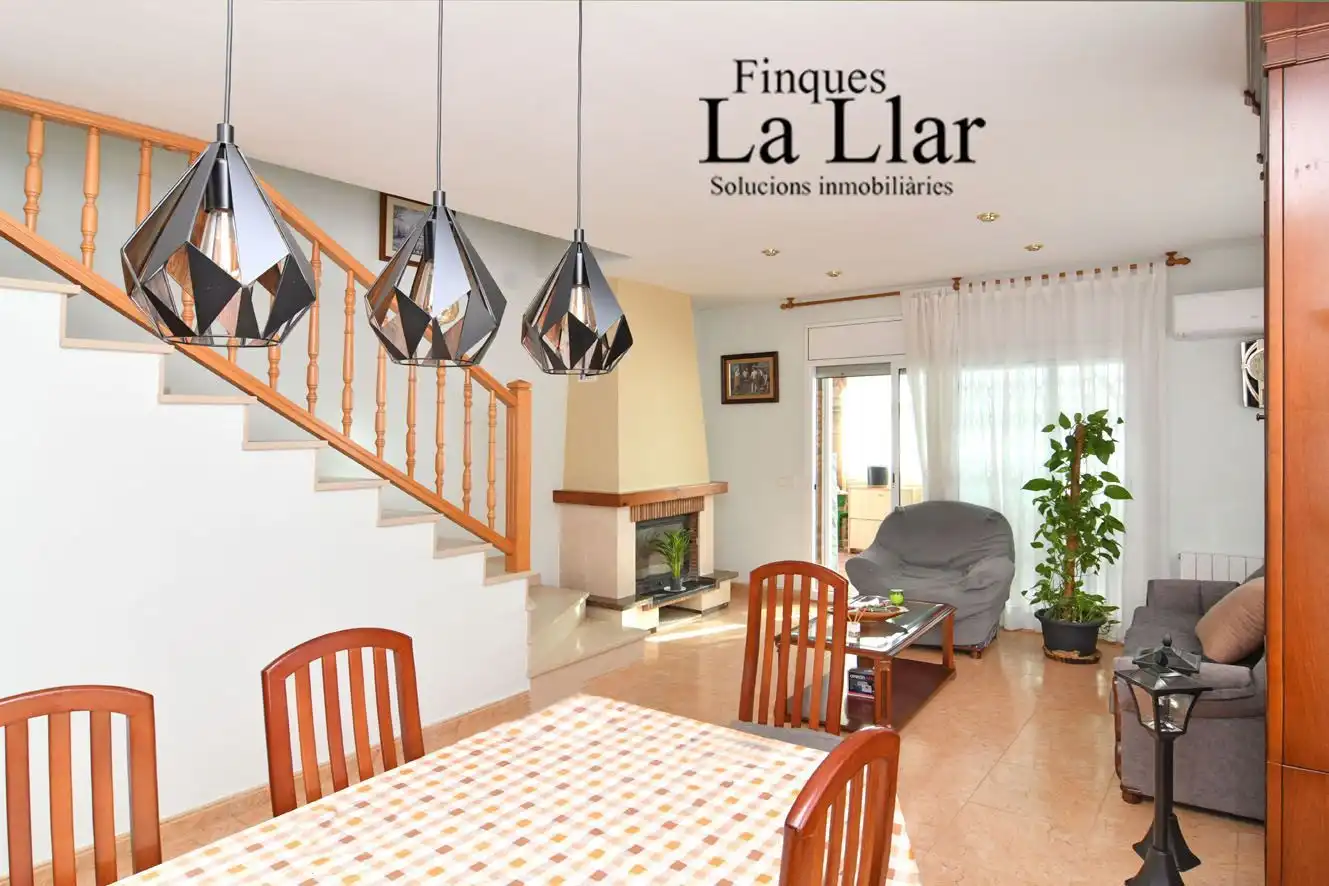 Casa o xalet en venda a MARTI I POL, Rodonyà