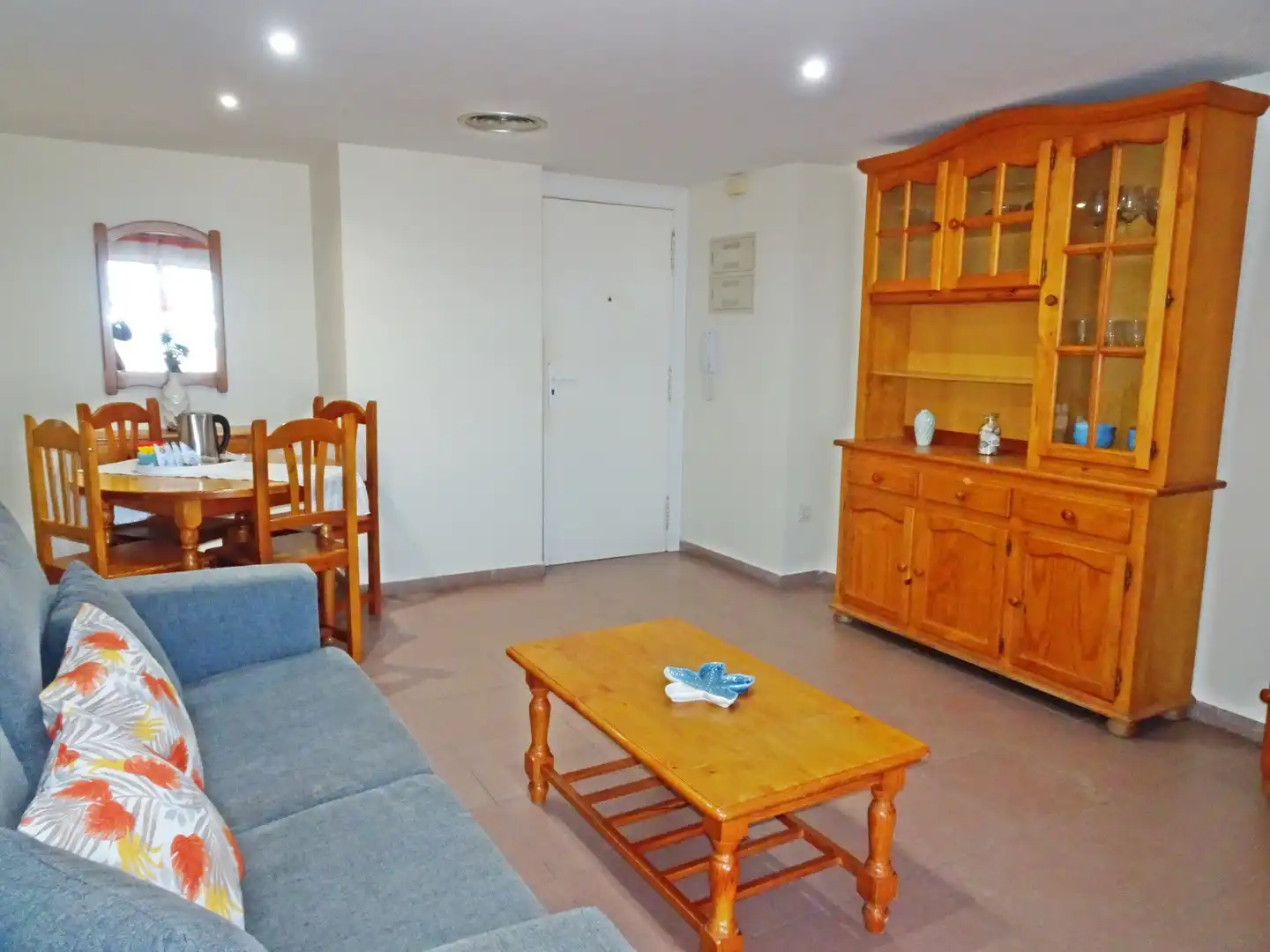 Apartamento de alquiler en Gandia con Terraza, Amueblado y Horno
