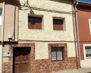 Vista exterior de Casa adosada en venda en Quintanilla de Onésimo