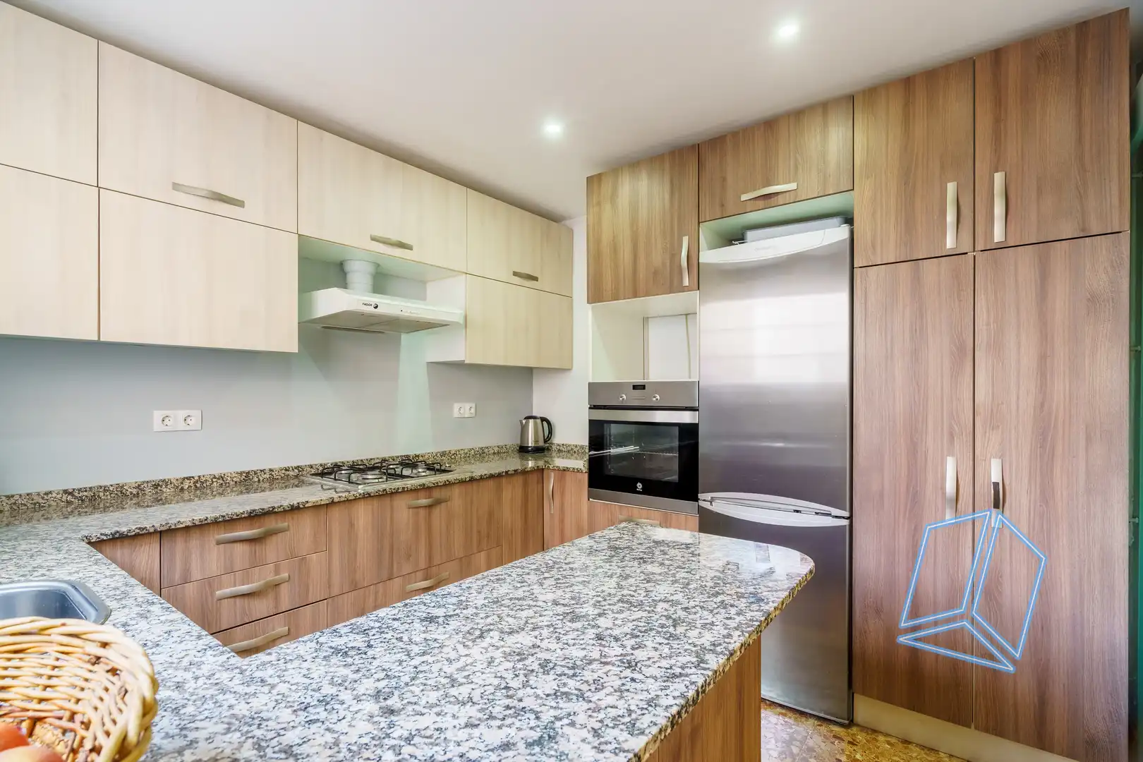 Küche von Wohnung zum Verkauf in Gavà mit Abstellraum und Balkon