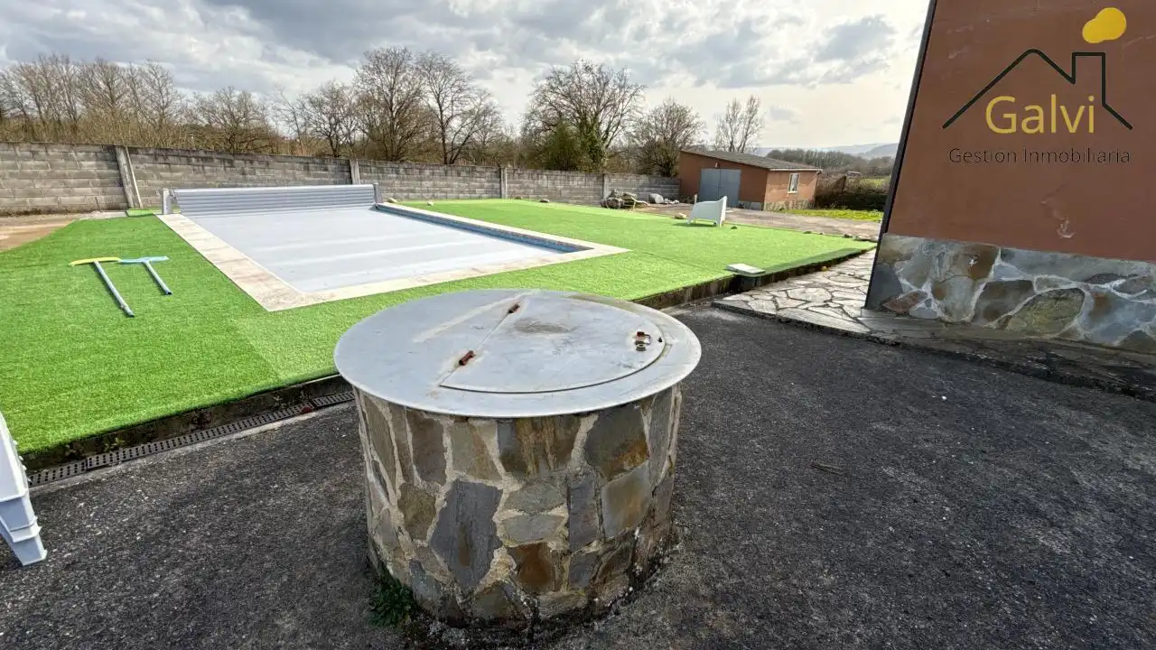 Piscina de Casa o chalet en venta en Lugo con Calefacción, Jardín privado y Terraza