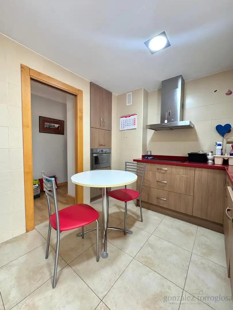 Küche von Wohnung zum Verkauf in Lorca mit Abstellraum