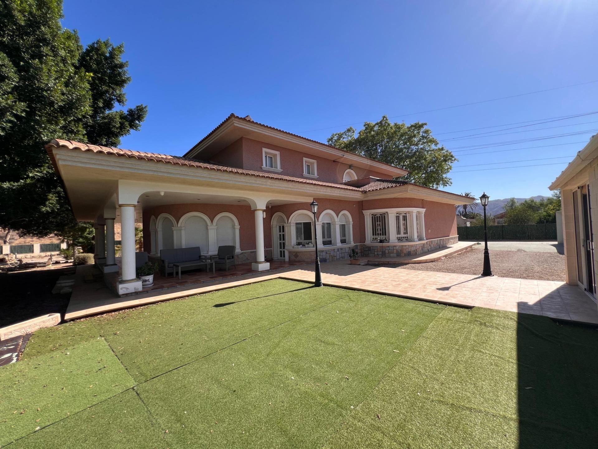 Exterior view of House or chalet for sale in Callosa de Segura  with Heating, Private garden and Terrace