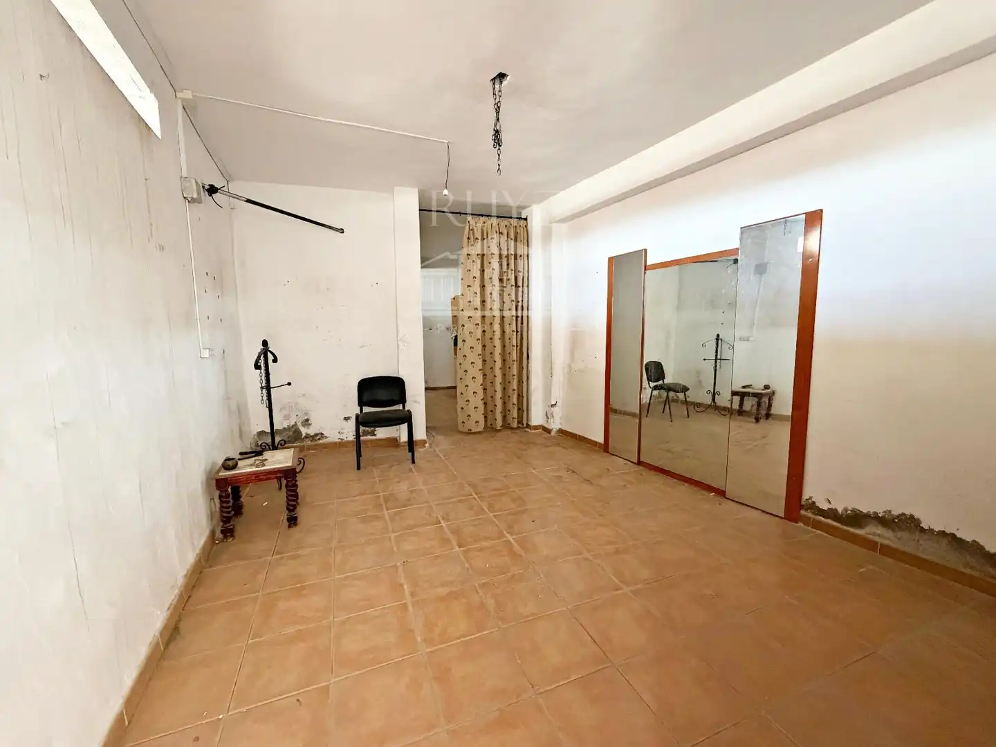 Haus oder Chalet zum Verkauf in Motril mit Terrasse und Balkon
