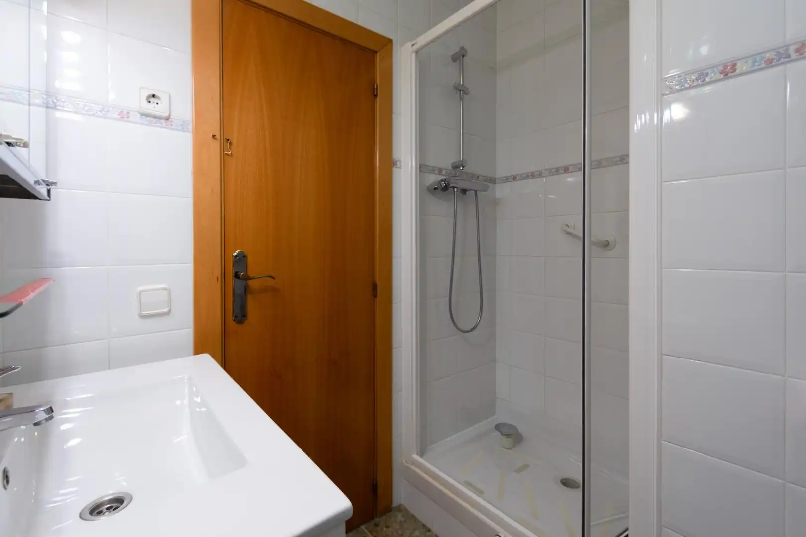 Bany de Pis en venda en Barcelona amb Aire condicionat, Terrassa i Balcó