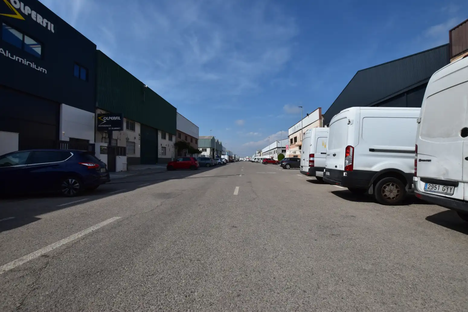 Außenansicht von Fabrikhallen zur Miete in Rafelbuñol / Rafelbunyol