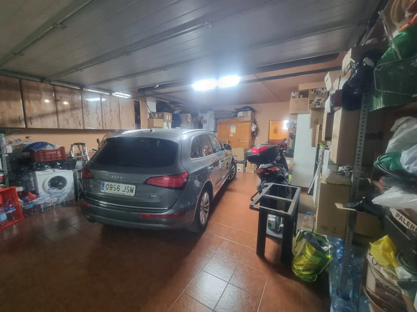 Aparcament de Casa o xalet en venda en Almería amb Aire condicionat, Calefacció i Jardí privat