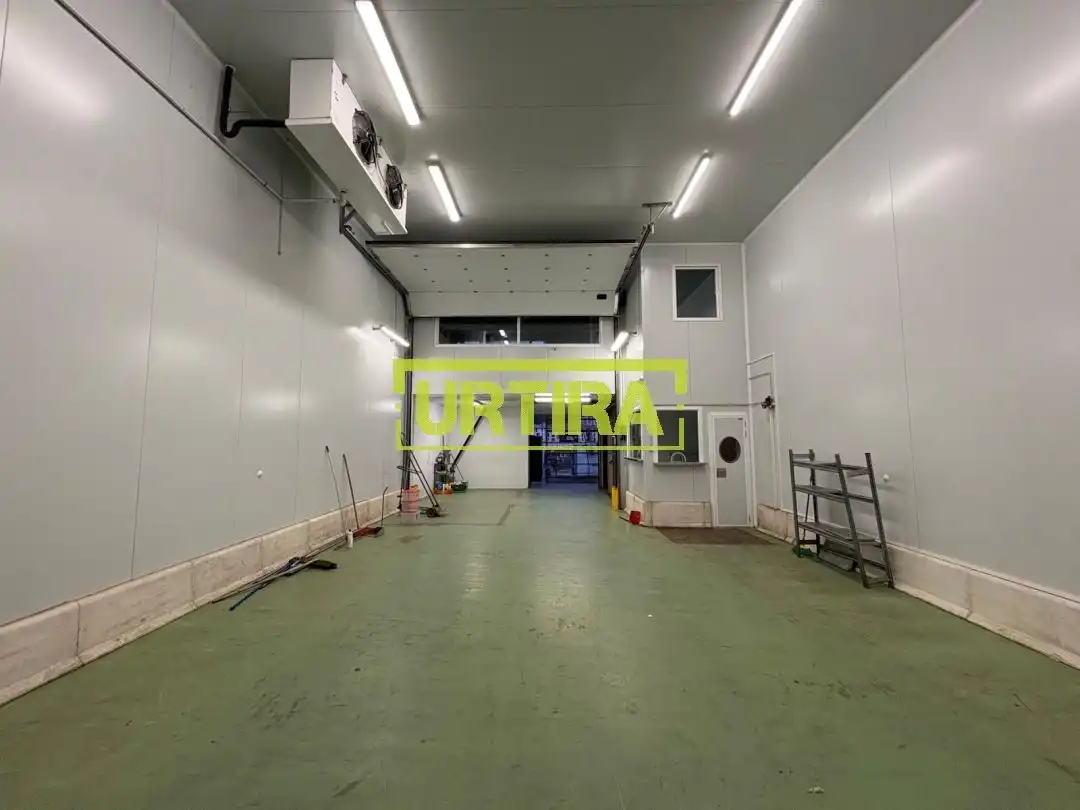 Nave industrial en venta en Donostia - San Sebastián 