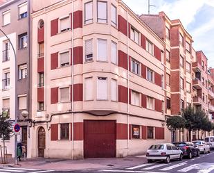 Vista exterior de Pis en venda en  Logroño