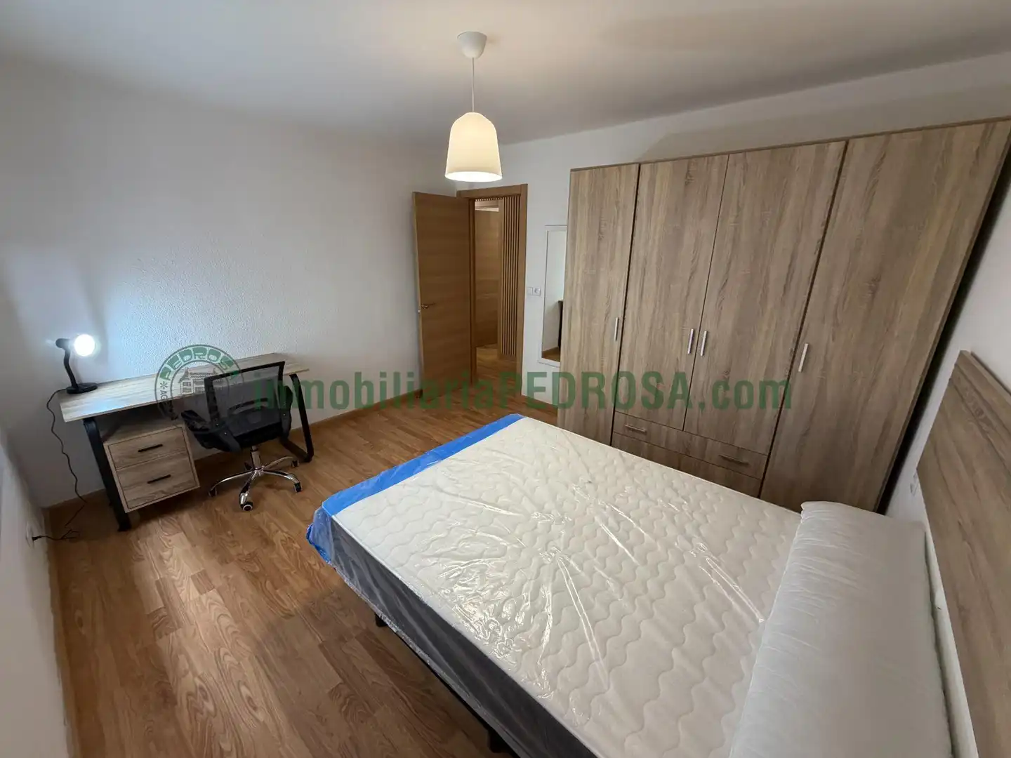 Schlafzimmer von Wohnung zur Miete in Pontevedra Capital 