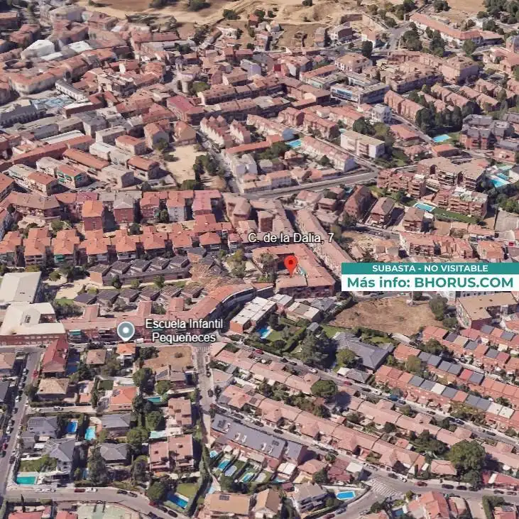 Vista exterior de Piso en venta en Pozuelo de Alarcón