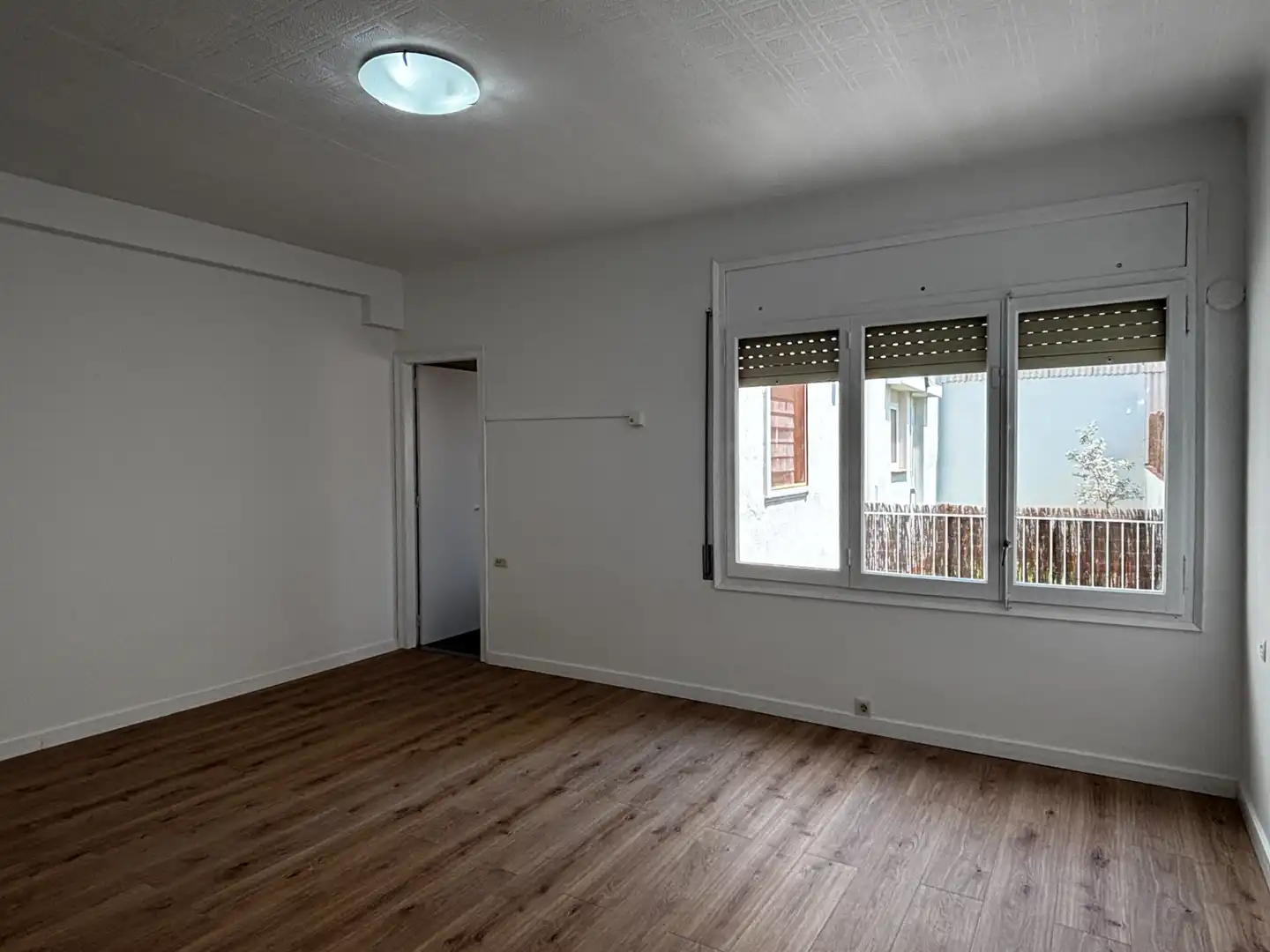 Bedroom of Flat for sale in Terrassa  with Heating, Parquet flooring and Terrace