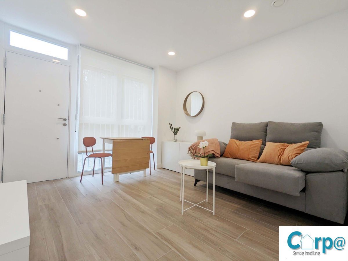 Living room of Flat to rent in  Pamplona / Iruña  with Air Conditioner, Heating and Furnished